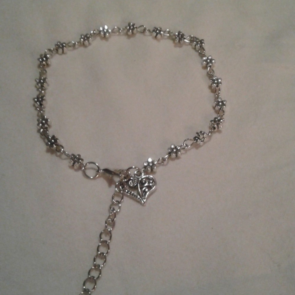 Flower Anklets with dangle heart